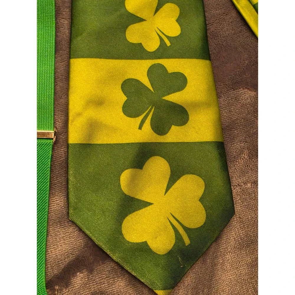 St Patricks Day Green Shamrock Tie and Suspenders Set Irish Holiday Costume